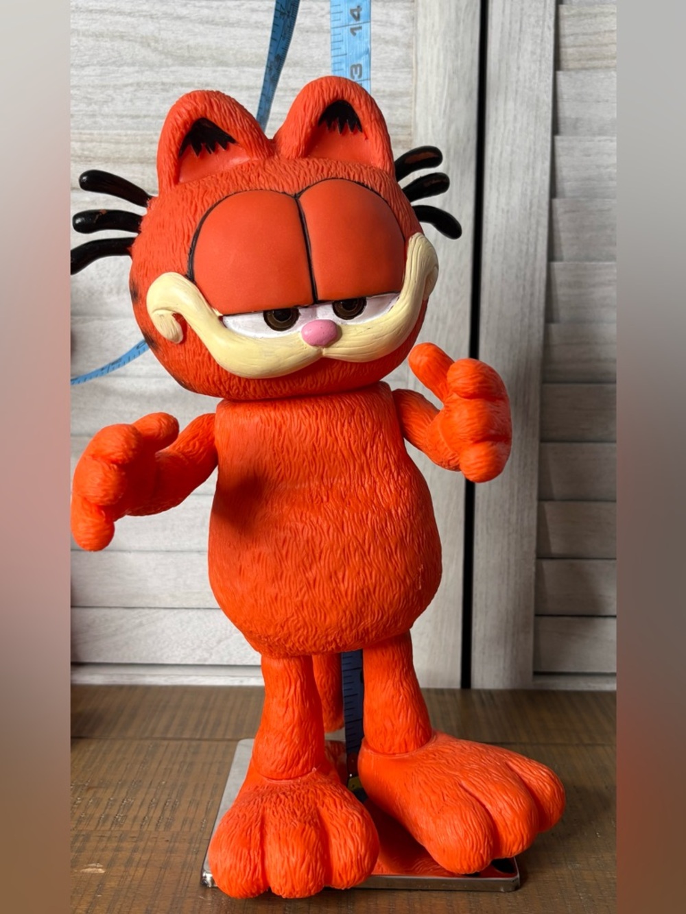 Custom Light-Up Garfield Figure - OOAK Art Piece Multiple Light Modes - Picture 12 of 13